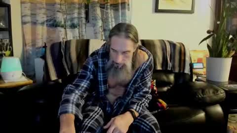 mindphuk online show from January 19, 2025, 4:44 am