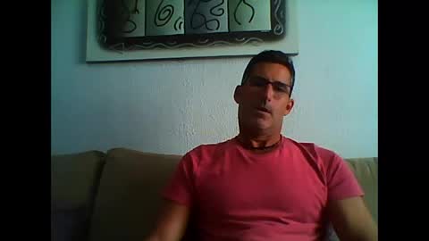 Snapshot of mindthestep chatting on May 9, 2026, 2:33 pm MIND online show from May 9, 2026, 2:33 pm