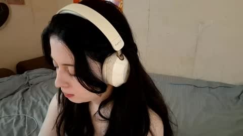 Mindy online show from April 6, 2026, 4:46 am