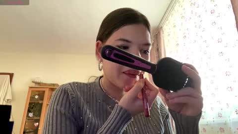 Snapshot of minforbush chatting on October 15, 2025, 6:13 am Amelia online show from October 15, 2025, 6:13 am