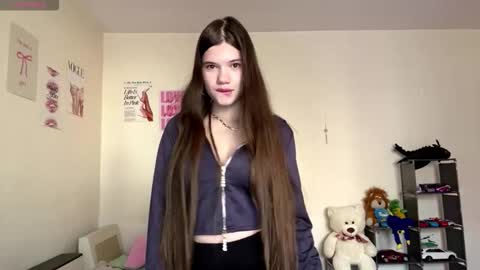 Snapshot of minforbush chatting on November 7, 2025, 6:02 am Amelia online show from November 7, 2025, 6:02 am