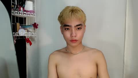 Snapshot of mingkla_man chatting on April 18, 2026, 8:18 am mingkla_man online show from April 18, 2026, 8:18 am