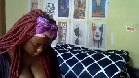 mini_karee online show from February 22, 2026, 5:51 am