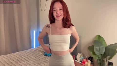 Cleo online show from October 19, 2025, 2:18 pm