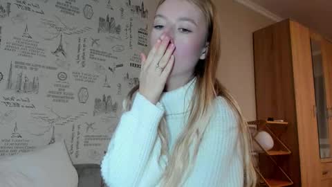 Amelia online show from October 12, 2025, 7:57 pm