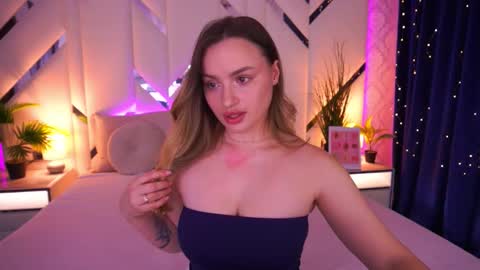 Snapshot of minifox_ chatting on March 4, 2026, 7:36 am minifox_ online show from March 4, 2026, 7:36 am