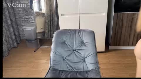 Snapshot of minimimi18 chatting on November 27, 2025, 7:21 am minimimi18 online show from November 27, 2025, 7:21 am