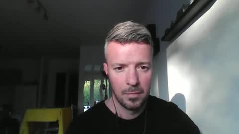 Snapshot of minka28 chatting on April 20, 2026, 5:26 pm minka28 online show from April 20, 2026, 5:26 pm