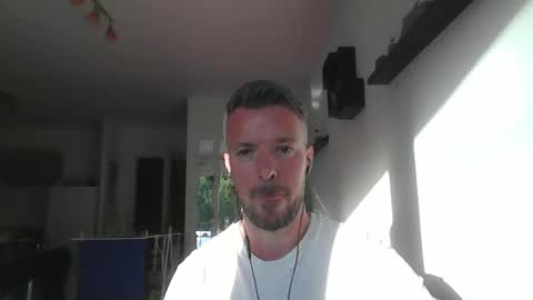 Snapshot of minka28 chatting on May 9, 2026, 5:29 pm minka28 online show from May 9, 2026, 5:29 pm