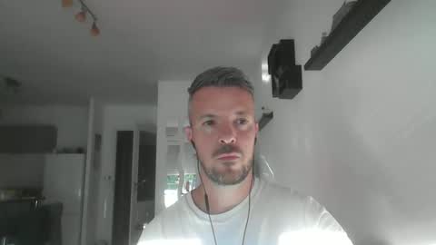 Snapshot of minka28 chatting on May 15, 2026, 5:31 pm minka28 online show from May 15, 2026, 5:31 pm