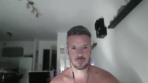 Snapshot of minka28 chatting on May 24, 2026, 5:18 pm minka28 online show from May 24, 2026, 5:18 pm