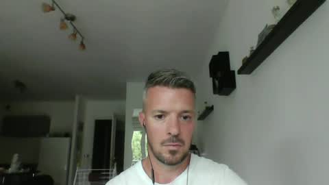 Snapshot of minka28 chatting on June 11, 2026, 5:22 pm minka28 online show from June 11, 2026, 5:22 pm
