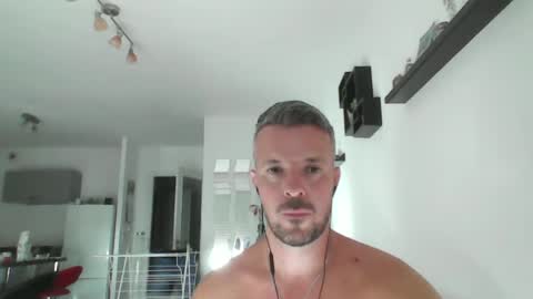 Snapshot of minka28 chatting on June 14, 2026, 5:04 pm minka28 online show from June 14, 2026, 5:04 pm