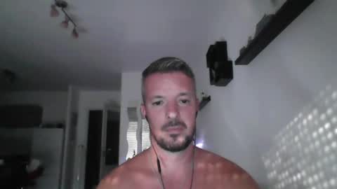 Snapshot of minka28 chatting on July 29, 2026, 5:22 pm minka28 online show from July 29, 2026, 5:22 pm