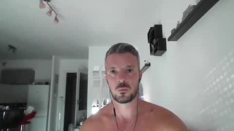Snapshot of minka28 chatting on July 31, 2026, 5:23 pm minka28 online show from July 31, 2026, 5:23 pm