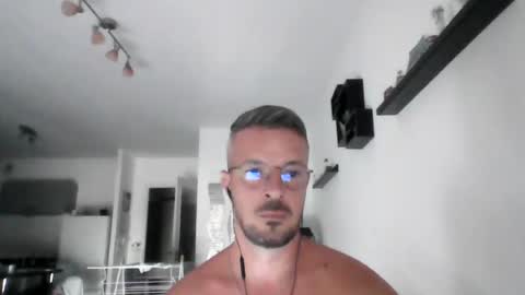 Snapshot of minka28 chatting on August 9, 2026, 9:03 am minka28 online show from August 9, 2026, 9:03 am