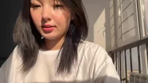 Snapshot of minnie_joy_ chatting on June 29, 2026, 12:38 pm Joy online show from June 29, 2026, 12:38 pm