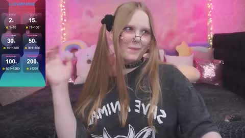 Snapshot of minx_girll chatting on February 8, 2026, 10:51 am Vikki online show from February 8, 2026, 10:51 am