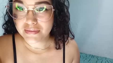 Snapshot of mira_cherry chatting on October 26, 2025, 5:46 am mira_cherry online show from October 26, 2025, 5:46 am