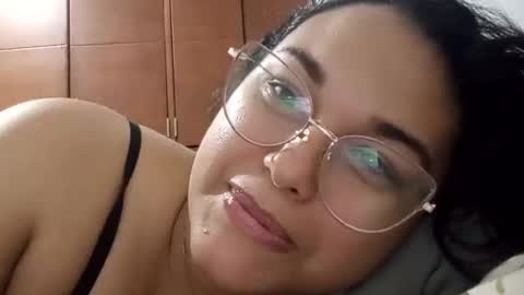 Snapshot of mira_cherry chatting on November 5, 2025, 12:16 pm mira_cherry online show from November 5, 2025, 12:16 pm