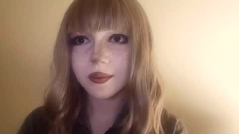 Mira doll online show from March 25, 2026, 7:53 pm