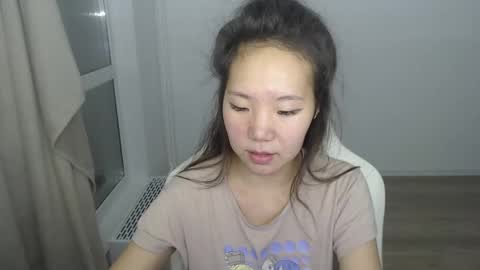 Snapshot of mira_g chatting on March 6, 2025, 4:28 pm mira_g online show from March 6, 2025, 4:28 pm