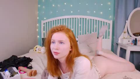 Snapshot of mira_glace chatting on March 1, 2025, 3:16 pm Mira3 online show from March 1, 2025, 3:16 pm