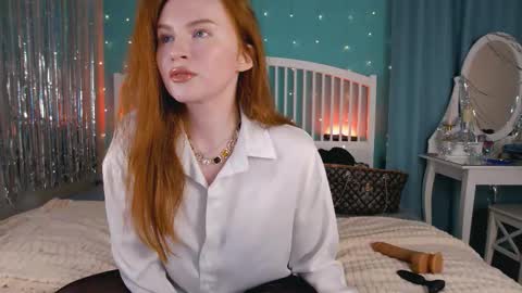 Snapshot of mira_glace chatting on January 10, 2026, 10:50 am Mira3 online show from January 10, 2026, 10:50 am