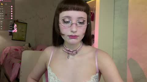 Snapshot of mira_jadee chatting on March 24, 2026, 10:26 pm Mira online show from March 24, 2026, 10:26 pm