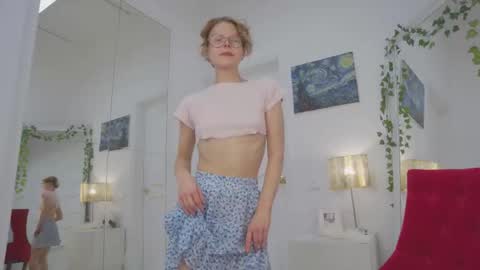 mira_marni online show from October 14, 2025, 11:11 am