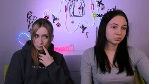 Snapshot of mira_vibe chatting on January 14, 2026, 5:46 am Mira online show from January 14, 2026, 5:46 am