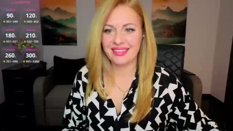 Snapshot of mira_whitme chatting on February 17, 2026, 1:18 pm Mira online show from February 17, 2026, 1:18 pm