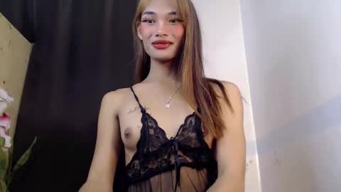 Snapshot of miraclegirl23 chatting on December 2, 2024, 1:47 am Zoey online show from December 2, 2024, 1:47 am