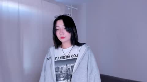 Snapshot of miraendo chatting on March 19, 2026, 9:24 am Mira online show from March 19, 2026, 9:24 am