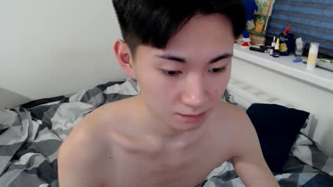 Snapshot of miram_yoo chatting on October 25, 2025, 7:05 am online show from October 25, 2025, 7:05 am