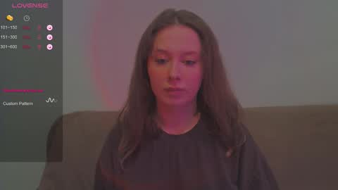 Kira online show from October 13, 2025, 1:22 pm