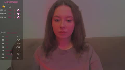 Kira online show from October 15, 2025, 1:22 pm