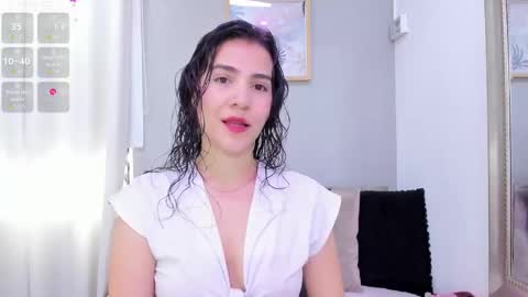 Snapshot of miranda_doll_ chatting on March 17, 2026, 12:08 pm online show from March 17, 2026, 12:08 pm