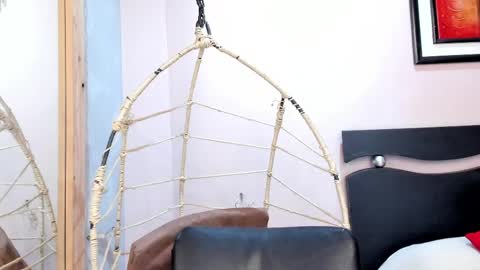 Snapshot of miranda_doll_ chatting on March 30, 2026, 12:06 pm online show from March 30, 2026, 12:06 pm