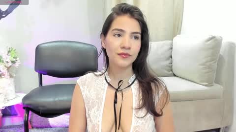 Snapshot of miranda_doll_ chatting on April 7, 2026, 12:05 pm online show from April 7, 2026, 12:05 pm
