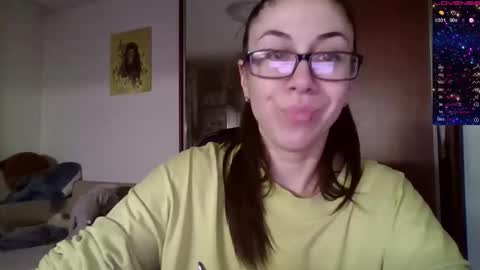 Snapshot of miranda_wish chatting on December 3, 2024, 11:22 am MIRANDA online show from December 3, 2024, 11:22 am