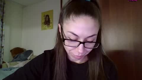 Snapshot of miranda_wish chatting on December 19, 2024, 6:56 pm MIRANDA online show from December 19, 2024, 6:56 pm