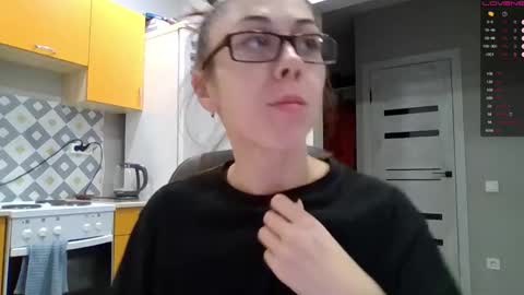 Snapshot of miranda_wish chatting on November 10, 2025, 3:44 pm MIRANDA online show from November 10, 2025, 3:44 pm