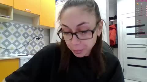 Snapshot of miranda_wish chatting on November 21, 2025, 2:49 pm MIRANDA online show from November 21, 2025, 2:49 pm