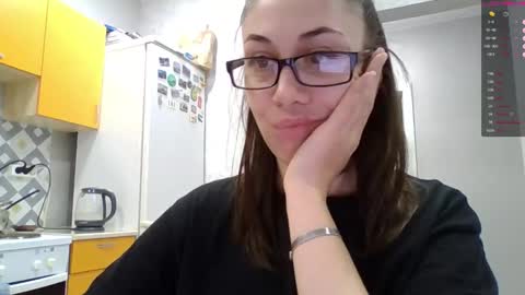 Snapshot of miranda_wish chatting on November 28, 2025, 2:20 pm MIRANDA online show from November 28, 2025, 2:20 pm