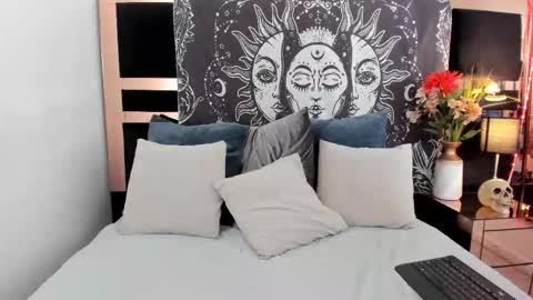 Snapshot of mirandaaduboiss chatting on January 13, 2026, 6:13 pm Miranda online show from January 13, 2026, 6:13 pm