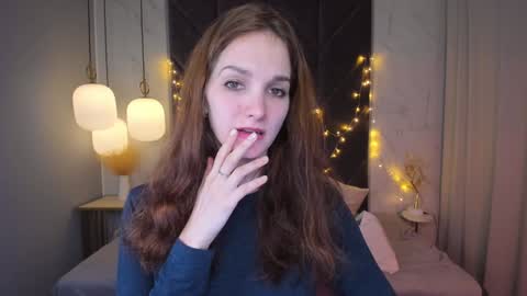 Snapshot of mirandaglow chatting on January 5, 2025, 5:41 am Miranda online show from January 5, 2025, 5:41 am