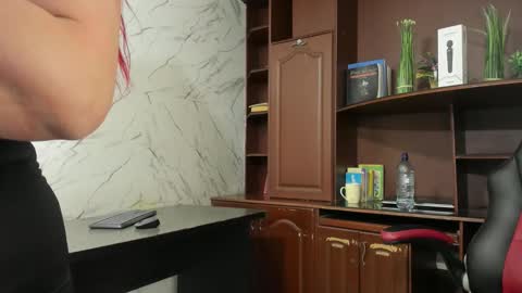 Miranda online show from December 18, 2025, 2:39 am