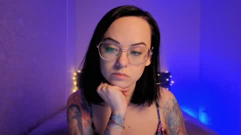 Snapshot of miraskyy chatting on March 23, 2026, 4:33 pm MiraSkyy online show from March 23, 2026, 4:33 pm