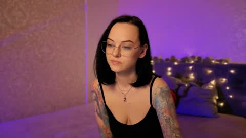Snapshot of miraskyy chatting on April 8, 2026, 5:24 pm MiraSkyy online show from April 8, 2026, 5:24 pm